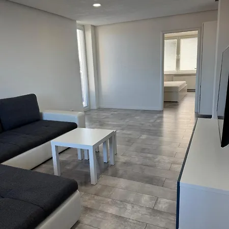 Urban Apartamento *